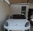 Porsche Panamera Turbo S Executive 4.8L