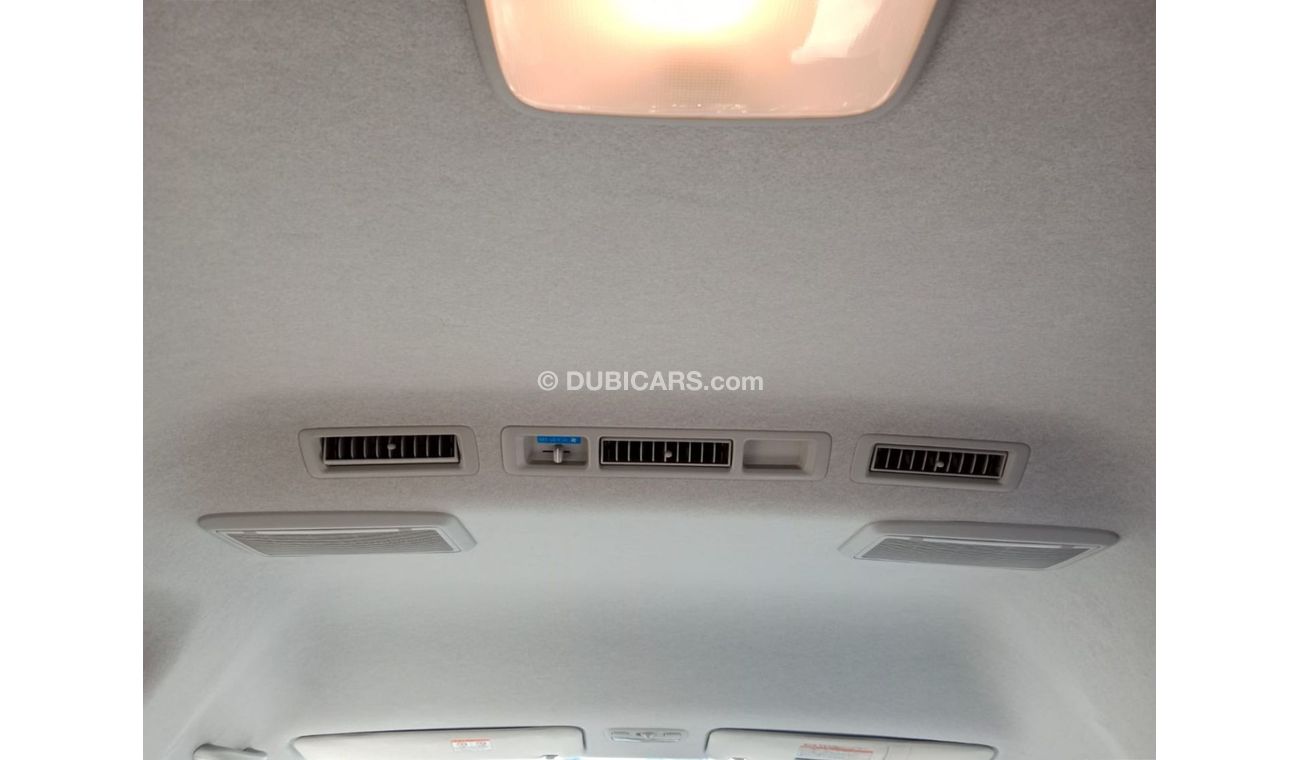 Toyota Hiace TOYOTA HIACE COMMUTER VAN RIGHT HAND DRIVE(PM05477)