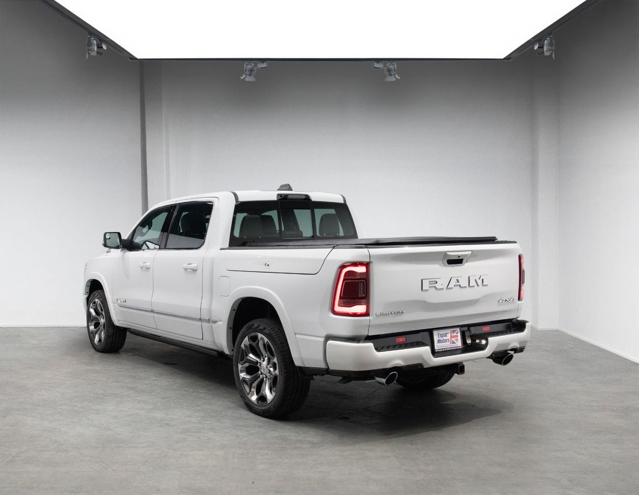 دودج RAM 1500 Limited