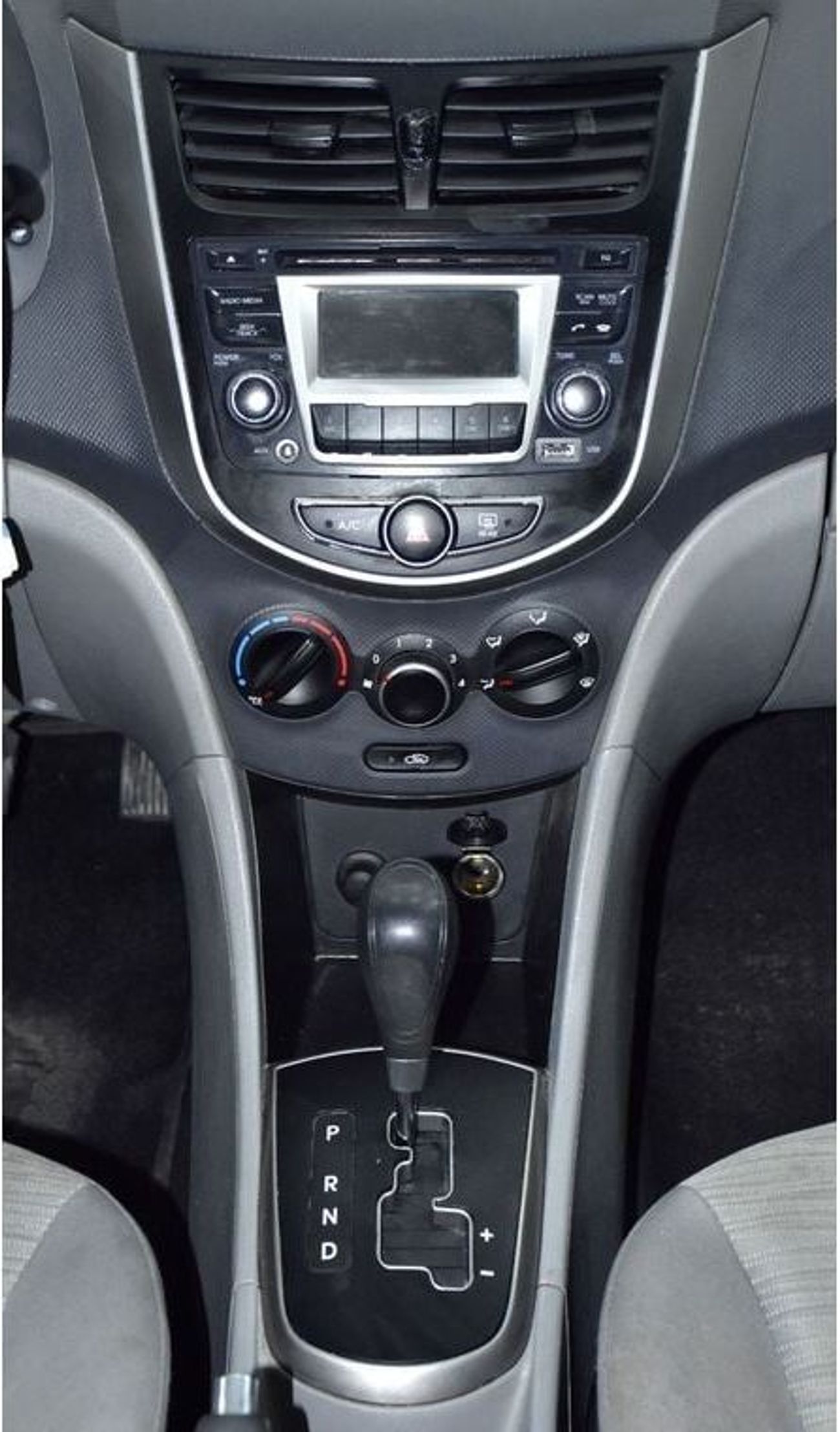 Hyundai Accent EXCELLENT DEAL for our Hyundai Accent 1.6L ( 2017 Model ) in Silver Color GCC Specs