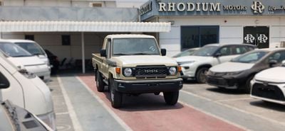 تويوتا لاند كروزر بيك آب 4.0L Petrol AT 4x4 2026YM
