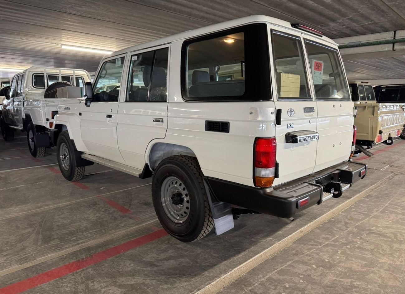 تويوتا لاند كروزر 70 LC 78 HARDTOP 4.0L MT