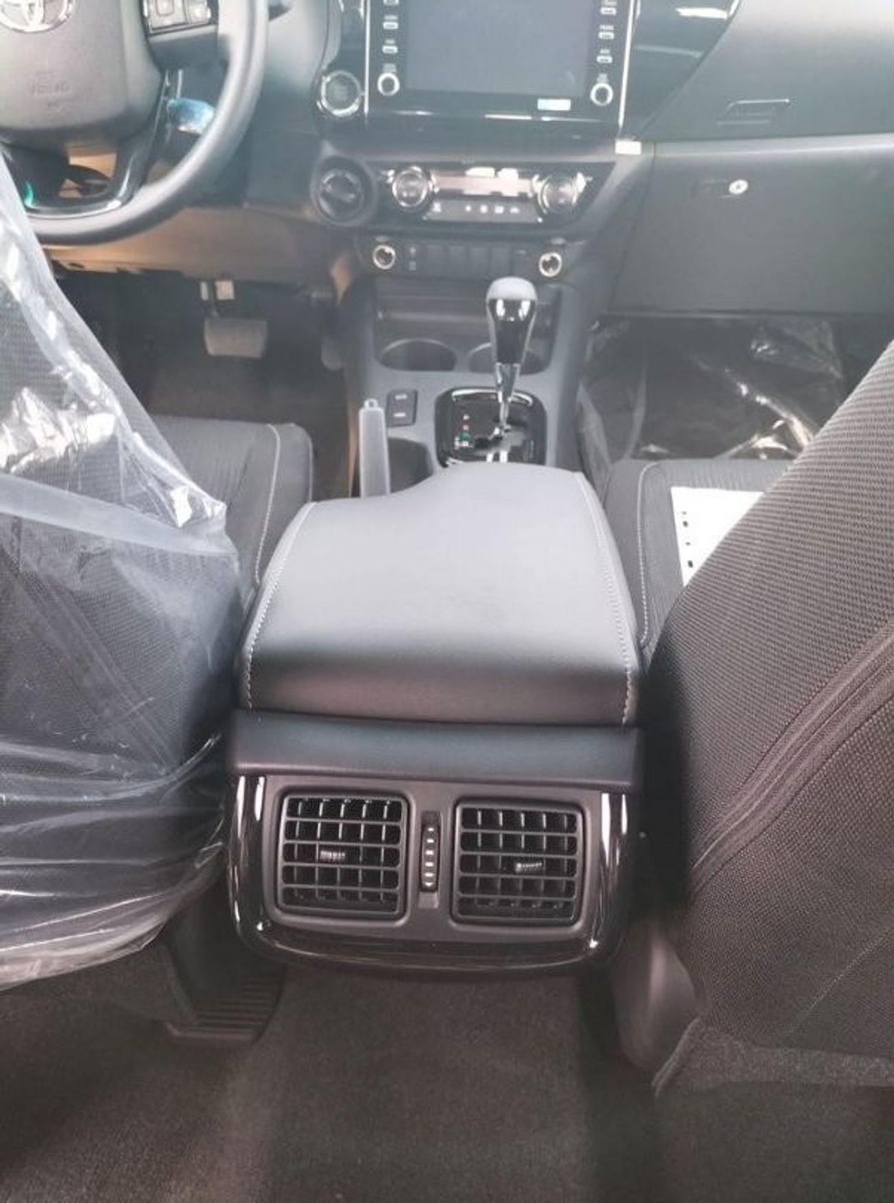 تويوتا هيلوكس TOYOTA HILUX ADVENTURE 4.0 GCC 2022