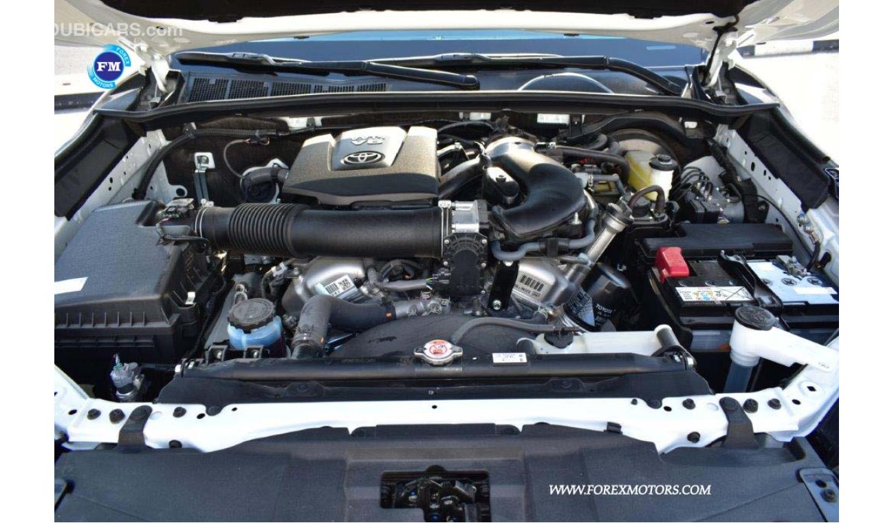 تويوتا فورتونر Legender V6 4.0l Petrol 7 Seater Automatic