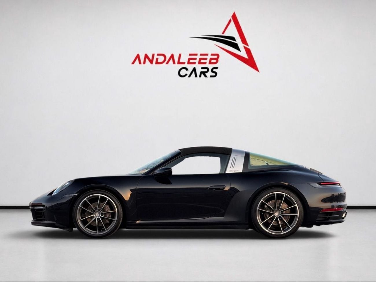Porsche 911 TARGA 4 AED 8,480 P.M | 0% DOWN PAYMENT | PORSCHE 911 TARGA 4 | FULL SERVICE HISTORY | 2021 | GCC SPECS