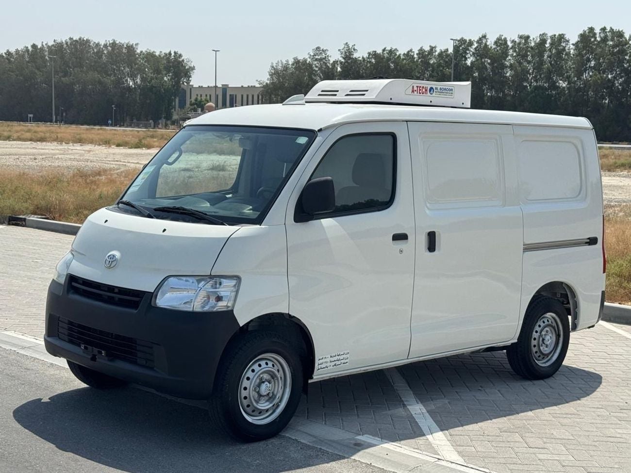 تويوتا لايت آيس STD Chiller van Toyota Liteace 2024 model GCC. Low milage
