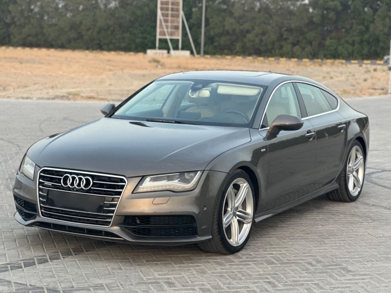 Audi A7 S-Line MODEL 2013 GCC CAR PERFECT CONDITION INSIDE AND OUTSIDE FULL OPTION SLINE