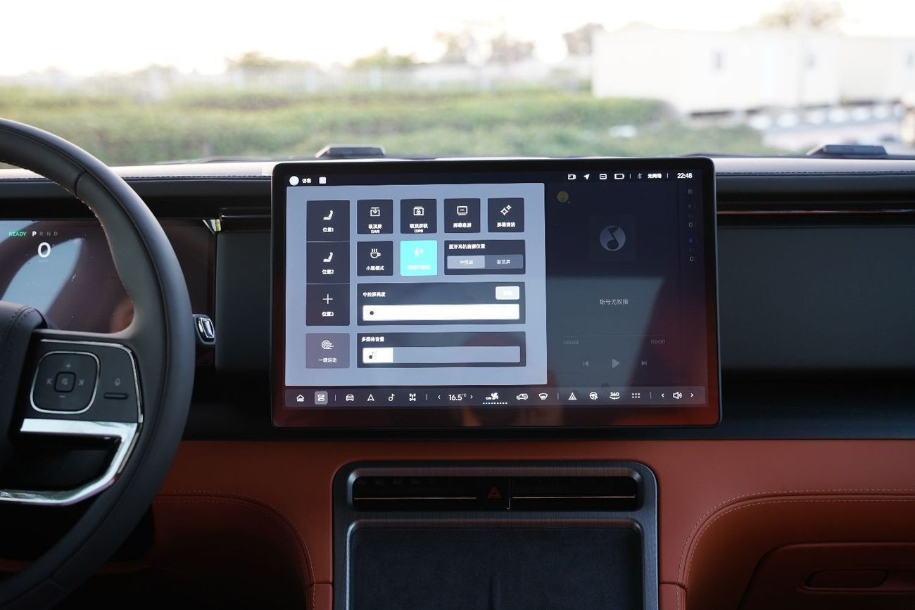 ROX 01 2025 ROX 01 VIP  Hybrid SUV 6Seaters with 2 keys AWD 0Km