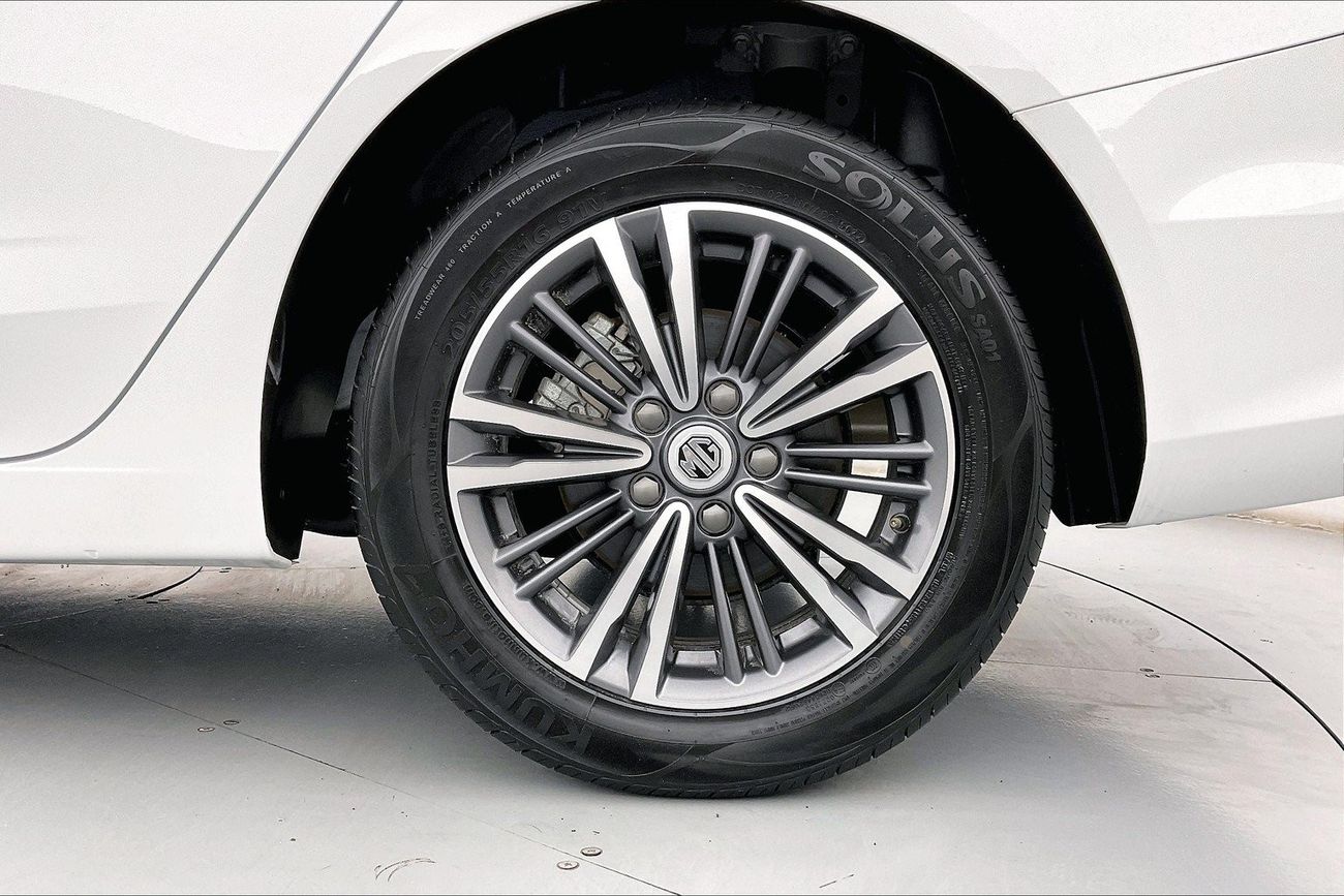 MG 5 Luxury | 1 year free warranty | 1.99% financing rate | Flood Free