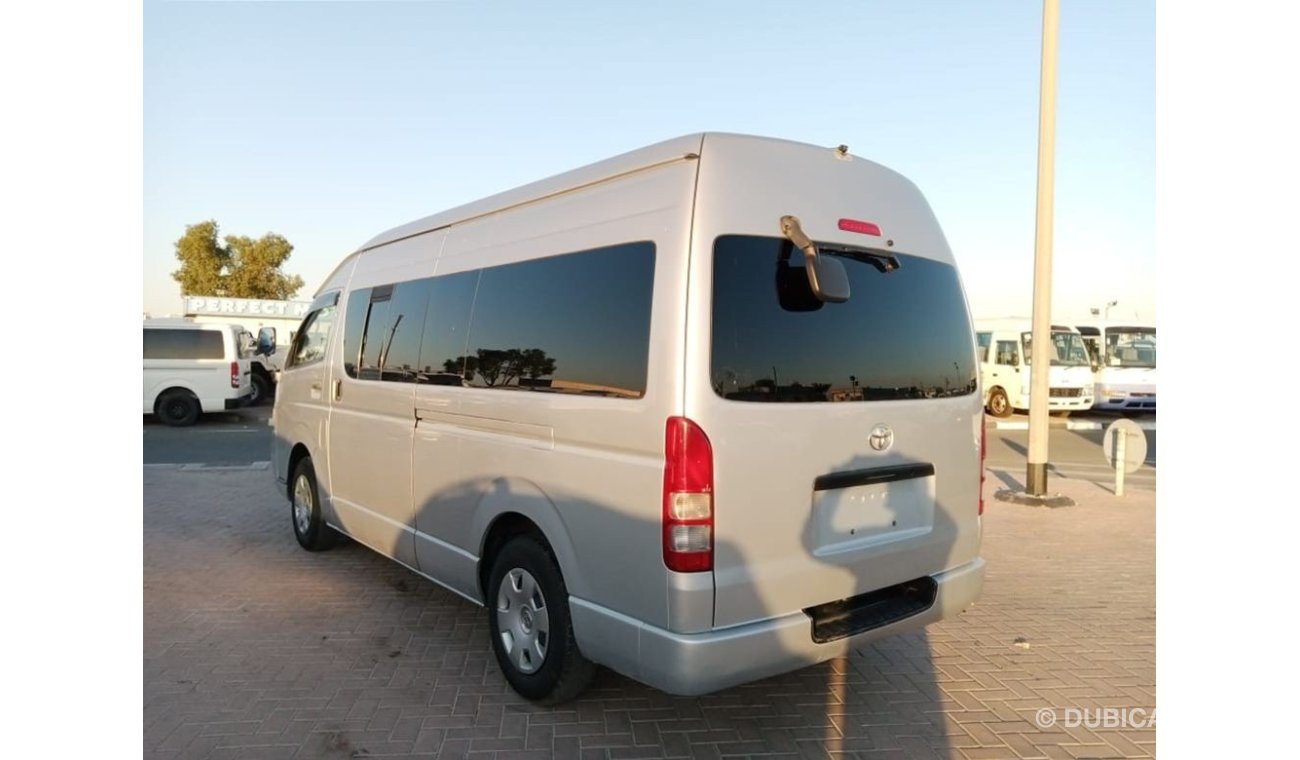 تويوتا هاياس TOYOTA HIACE RIGHT HAND DRIVE (PM1021)