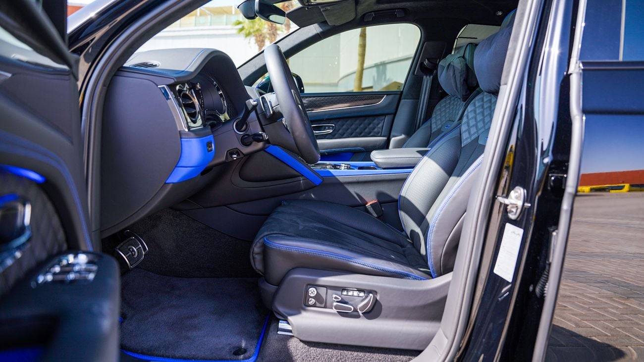 بنتلي بينتايجا | FACTORY BLACK CARBON EDITION | official Bentley dealer WARRANTY