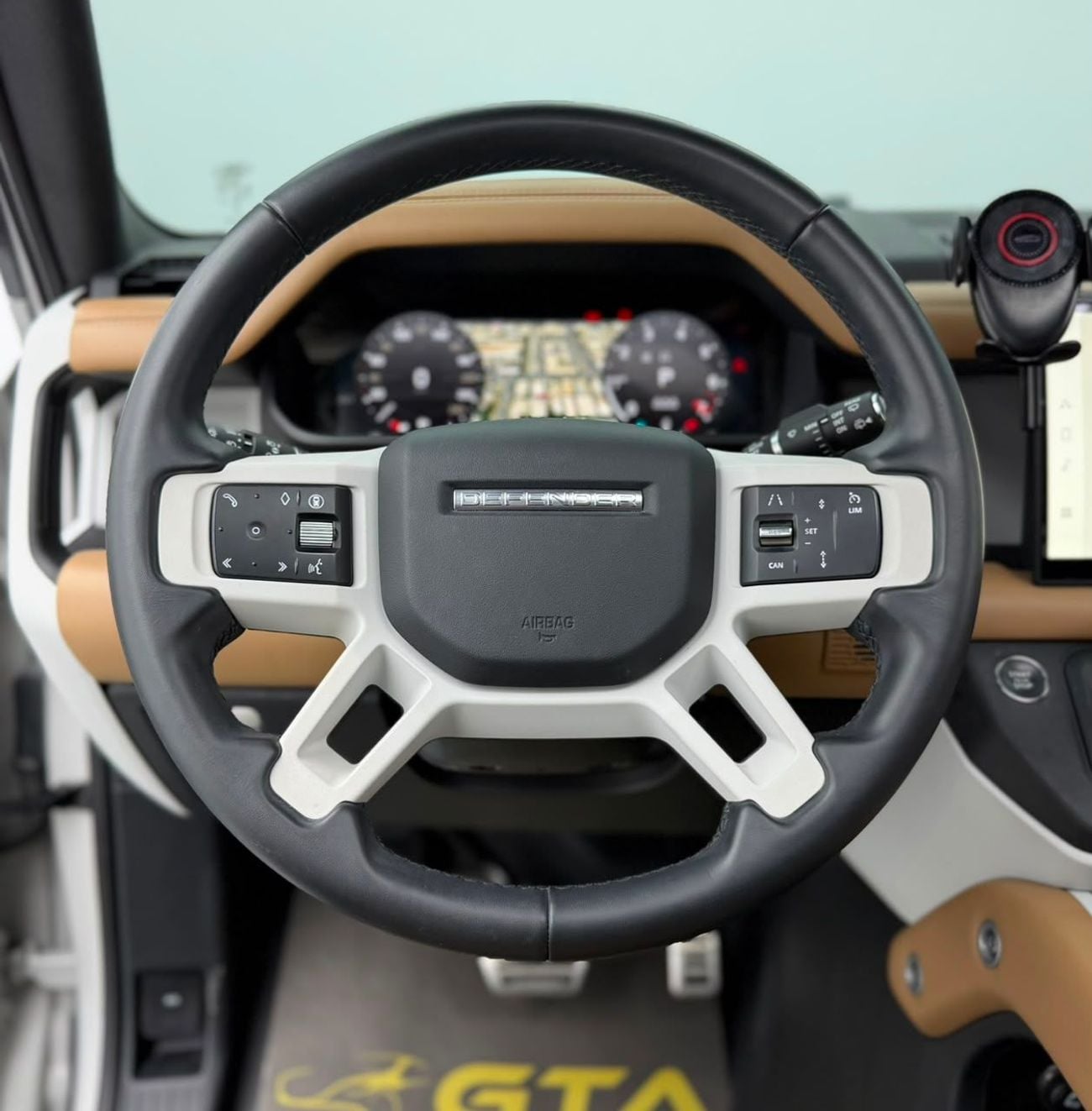 Land Rover Defender 110 X-DYNAMIC HSE P400