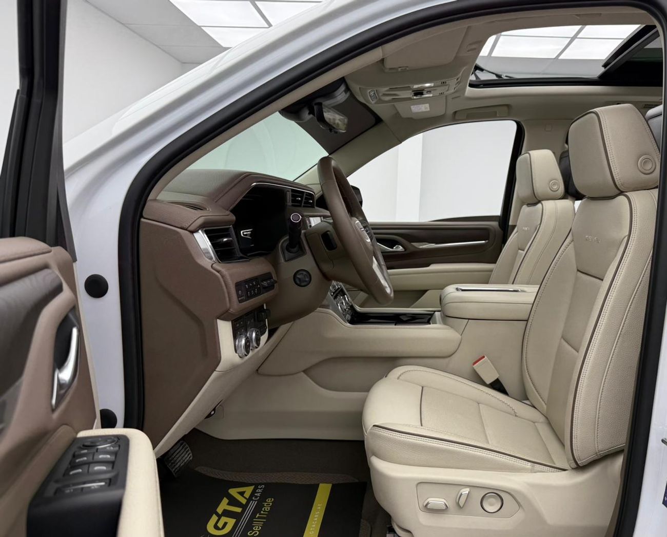 GMC Yukon 6.2 V8 Denali (AWD) 2023 GMC Yukon Denali, 2028 GMC Warranty + Service Pack, Full GMC Service Histor