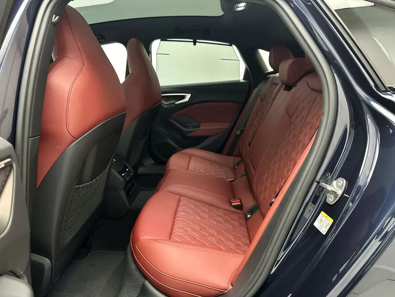 Audi S5 Sedan TFSI 367hp (Ref# 34054)