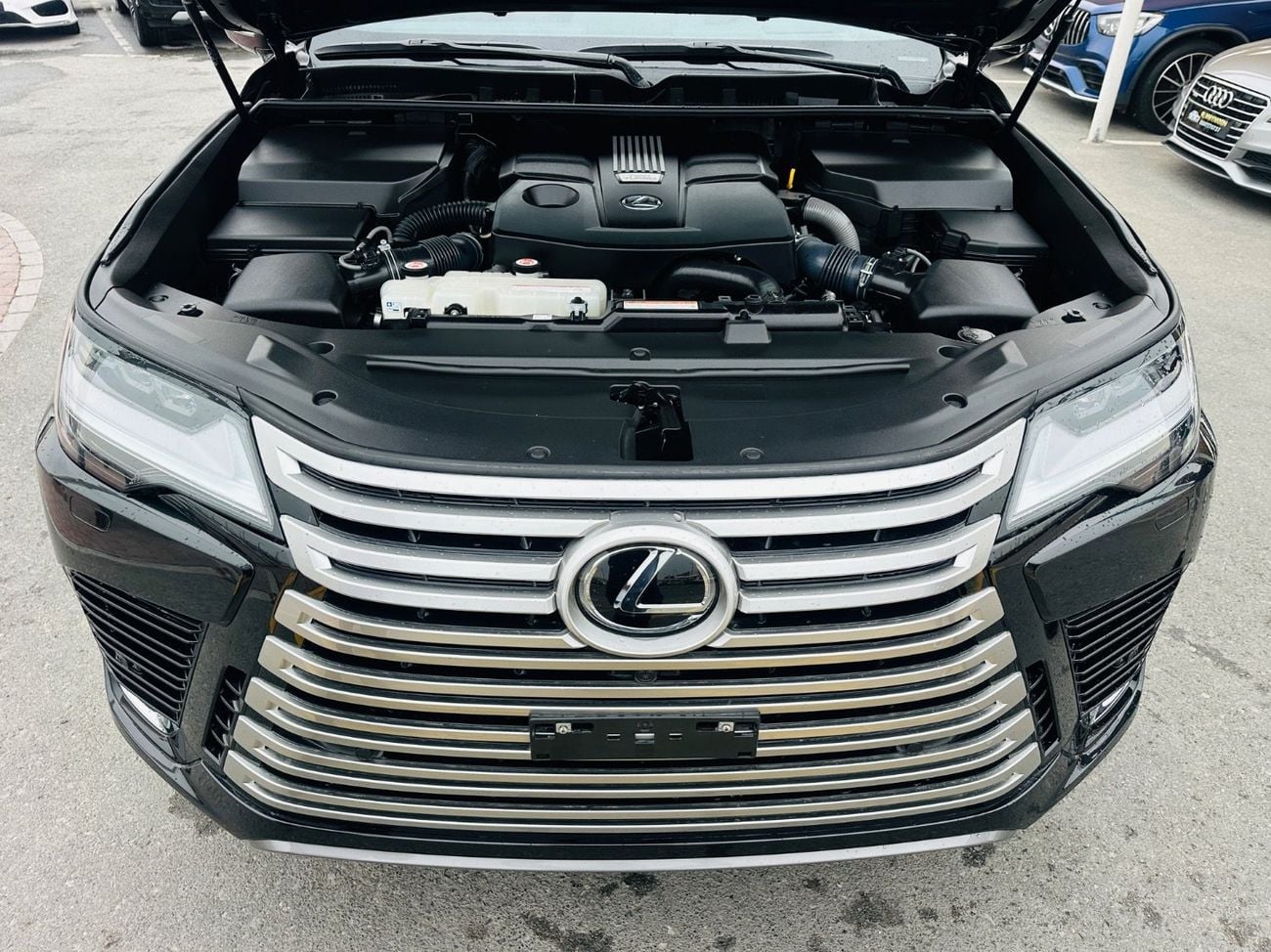 Lexus LX 600