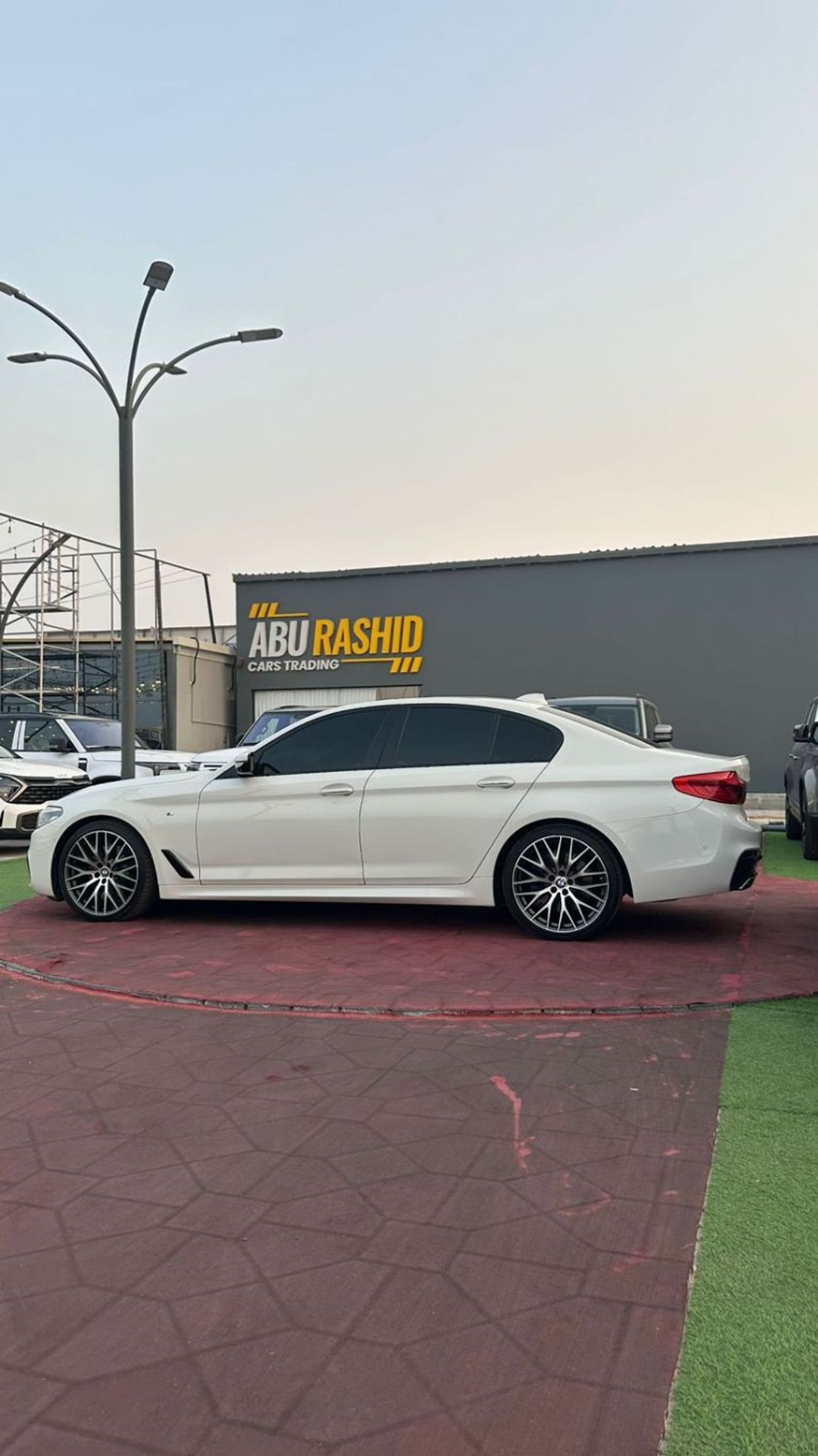BMW 530i