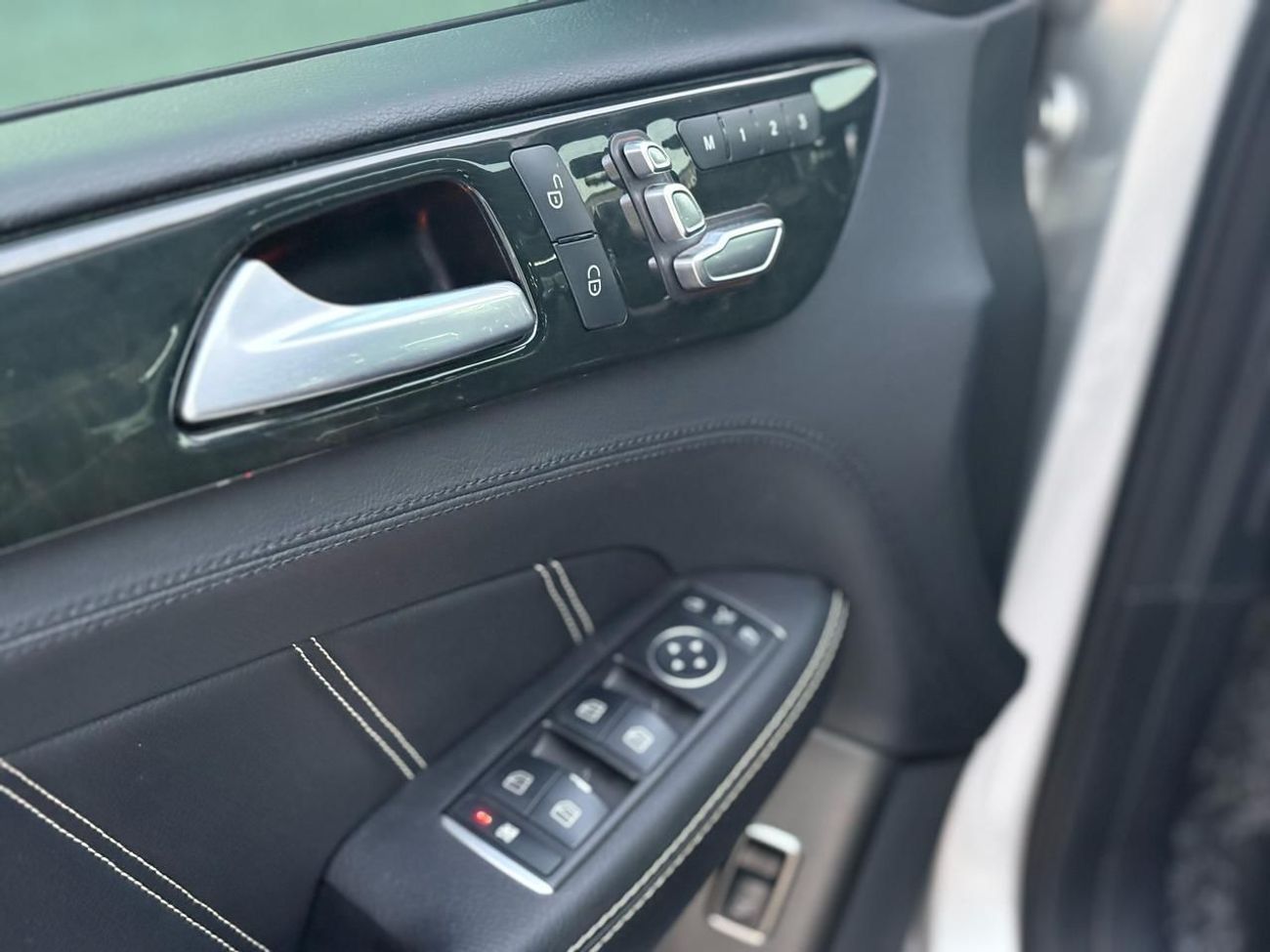 مرسيدس بنز GLE 63 MERCEDS GLE 63 2016