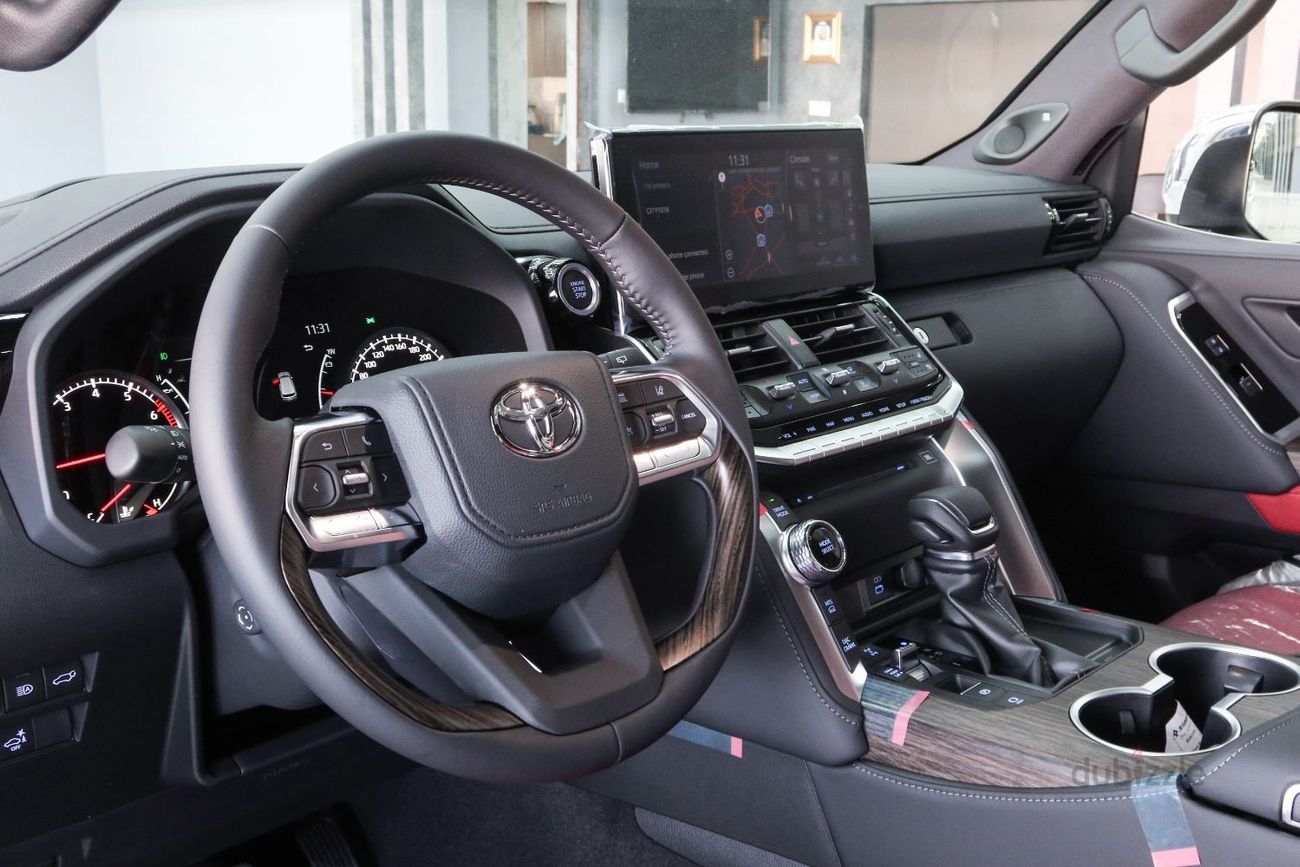 تويوتا لاند كروزر Toyota land cruiser  VXR 3.5 turbo