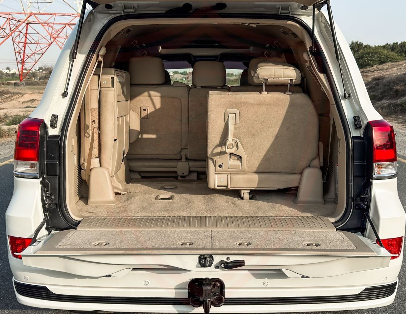 تويوتا لاند كروزر تويوتا لاند كروزر | 4.6 لتر | 2020 | خليجية | خالية من الحوادث | بحالة ممتازة | 2167 شهرياً