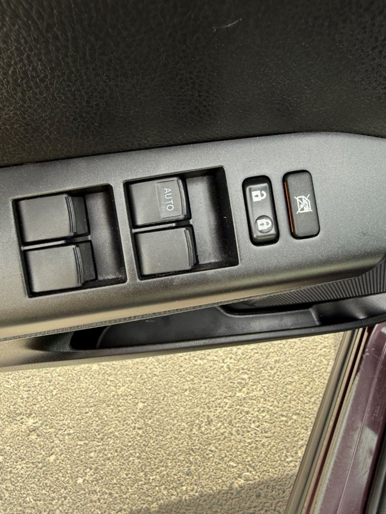 Toyota RAV4 LE 2.5L (219 HP)