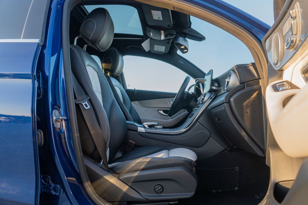 Mercedes-Benz GLC 300 Coupe AMG 2.0L