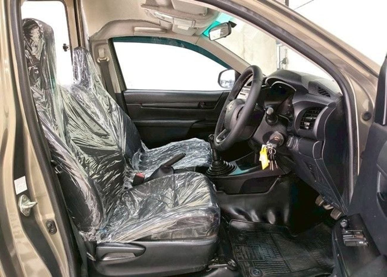 Toyota Hilux Toyota Hilux 2019 RHD diesel 2.4L modified