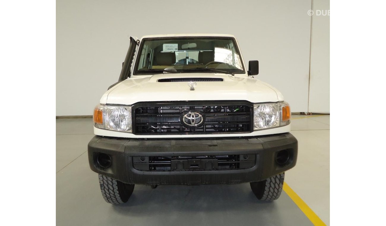 Toyota Land Cruiser Pick Up DOUBLE/CABIN,DIESEL,4.5L,V8,4X4,M/T ( ONLY FOR EXPORT)