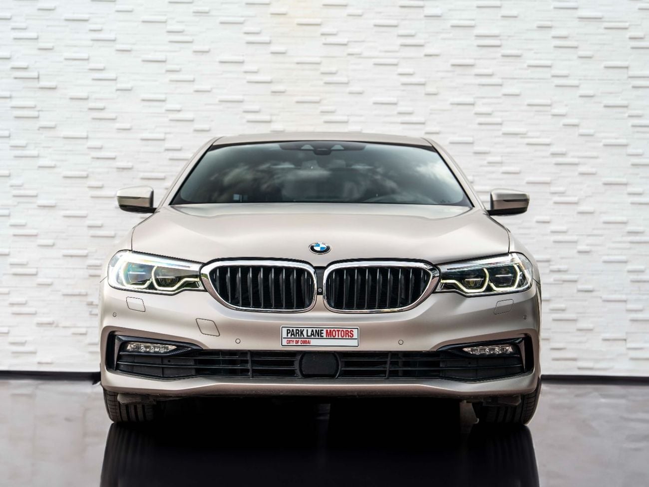 بي أم دبليو 530i M Sport 2.0L