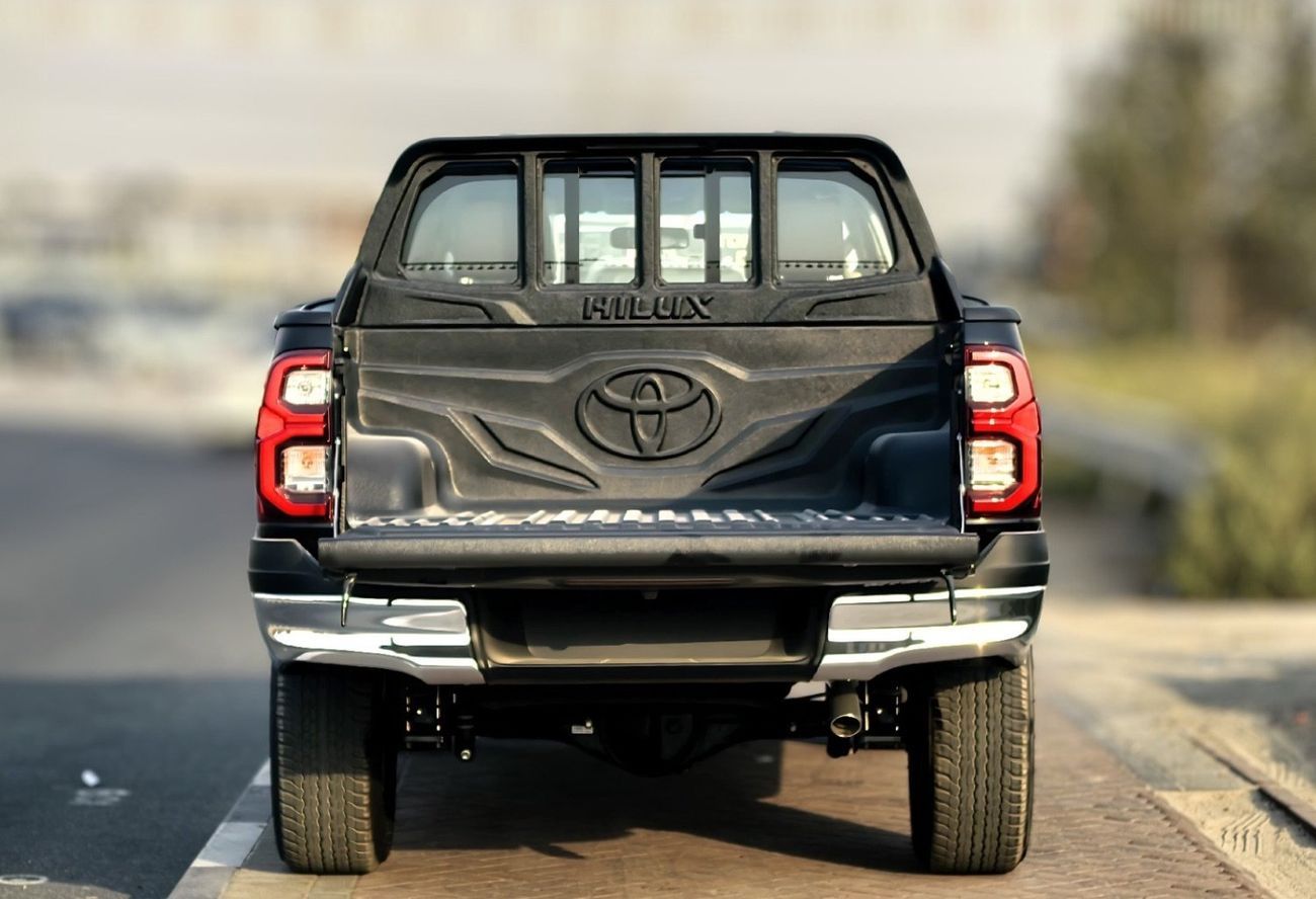 Toyota Hilux D/CAB,PICKUP,2.7L,4X4,DIGITAL AC,WOODEN INTERIOR,BLIND SPOT,DVD+CAMERA,DIFF LOCK,A/T,2025MY ( FOR EX