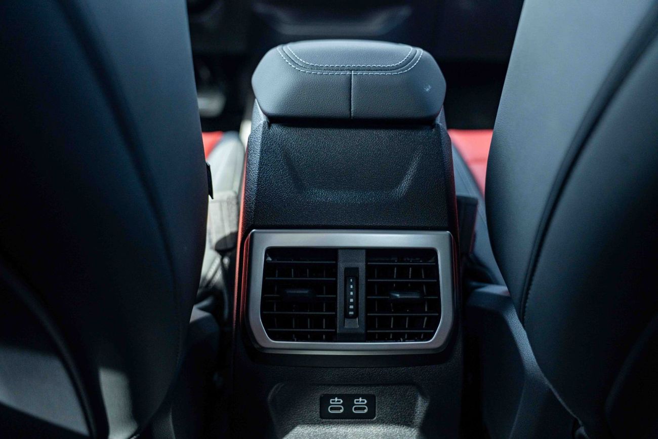 BMW 225L BMW 225L 2025 1.5L petrol Transmission Automatic  360 Camera Gray outside White inside