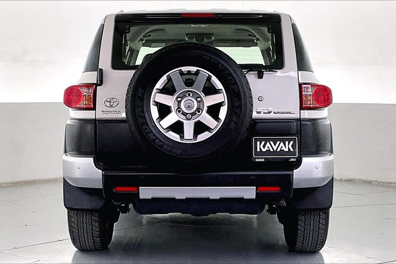 Toyota Camry SE| 1 year free warranty | Exclusive Eid offer