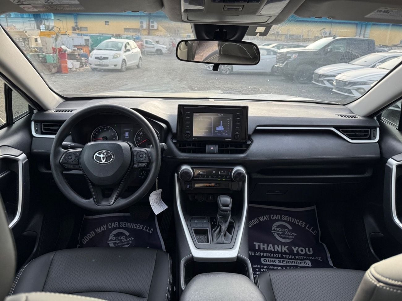 تويوتا راف ٤ XLE 2.5L