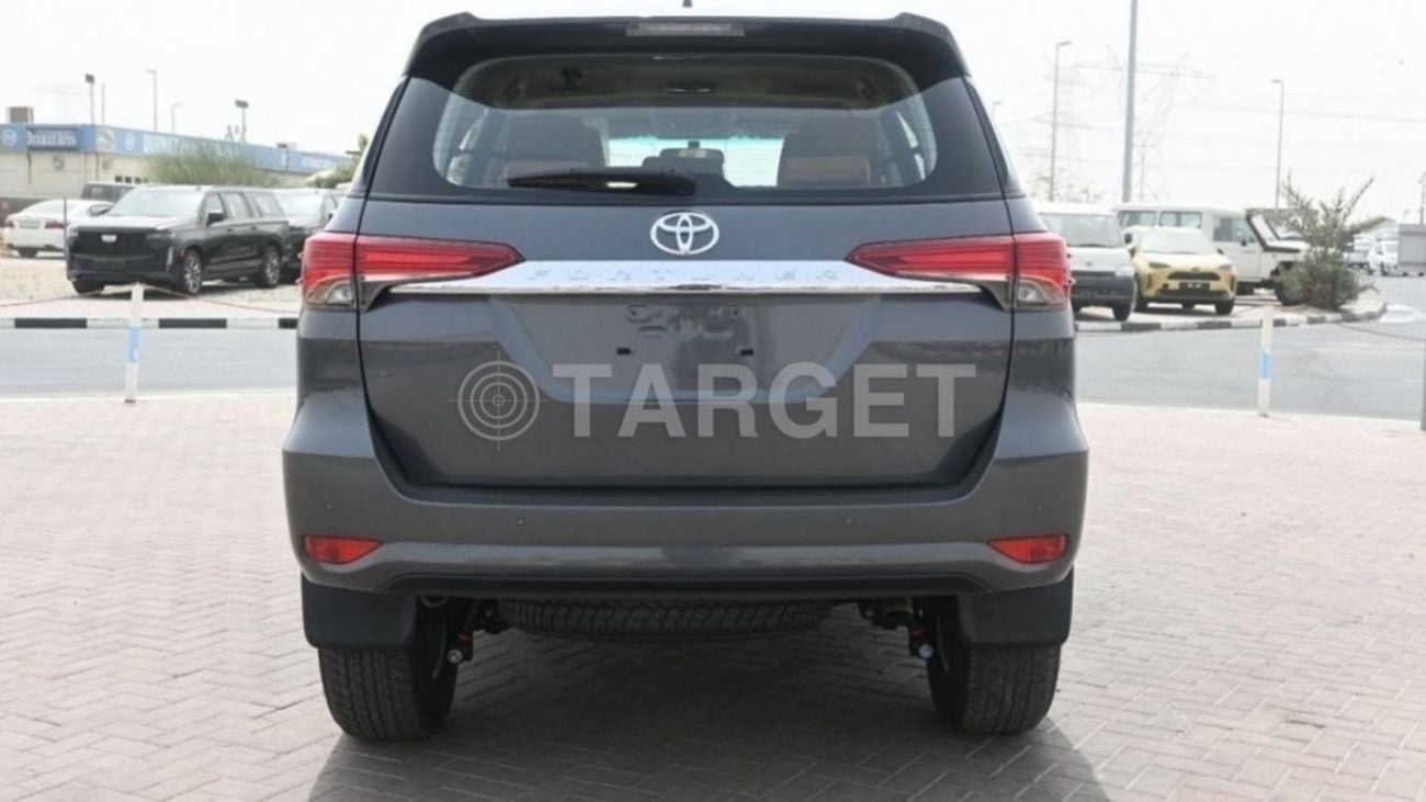 تويوتا فورتونر EXR Toyota Fortuner 2.4L Diesel AT 4X4 2024