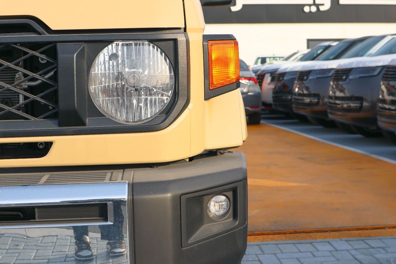 Toyota Land Cruiser Pick Up