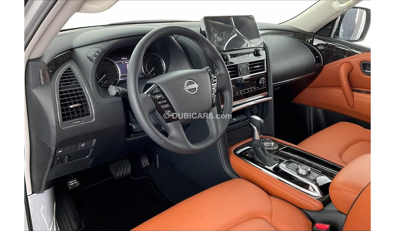 Nissan Patrol SE Titanium