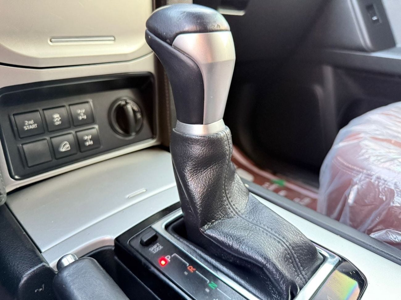 تويوتا برادو TX 2.8L