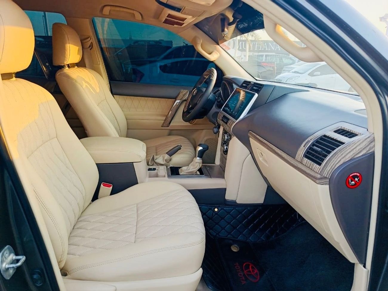 Toyota Prado Toyota Prado TXL V4 2.7 2014 Years facelift 2022