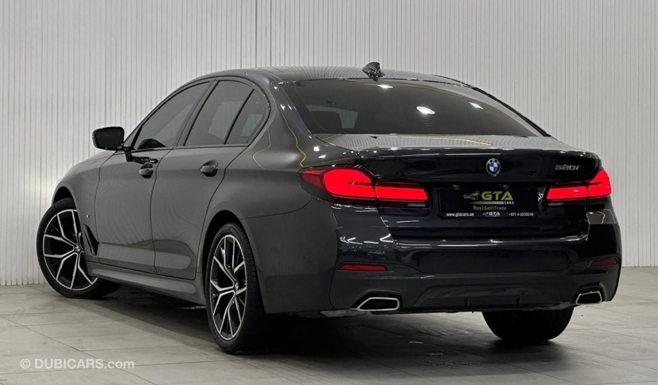 بي أم دبليو 520i M Sport Comfort 2022 BMW 520i M-Sport, May 2027 BMW Warranty + Service Pack, Full Options, Low Kms