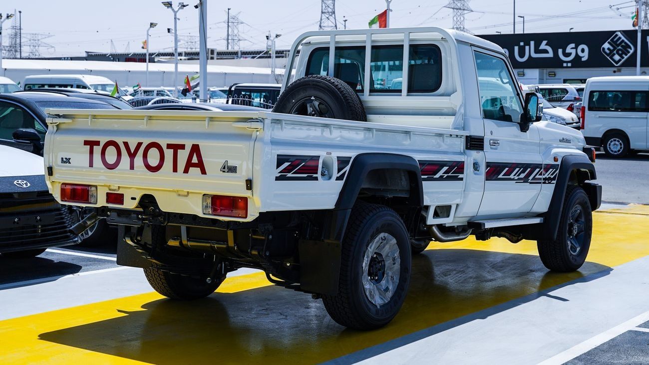 Toyota Land Cruiser Pick Up
