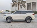 تويوتا فورتونر Toyota Fortuner 2021 white colour LHD Gcc specs 4x4 Petro engine