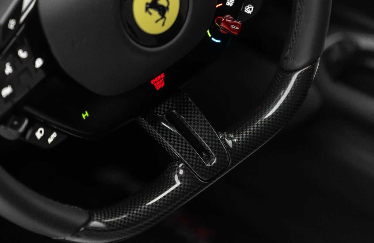 فيراري SF90 ستراديل سترادالي 4.0-liter twin-turbocharged V8 engine + 3 electric motors | Warranty