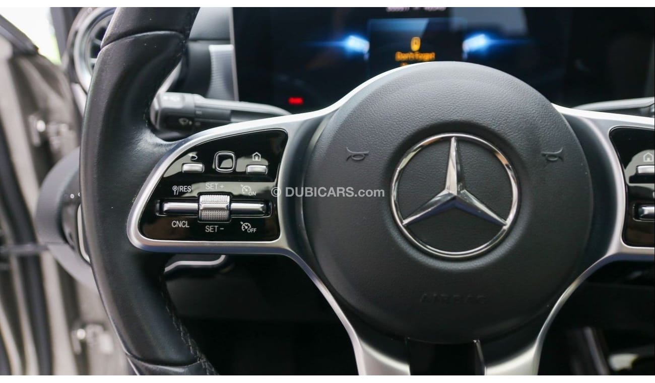 مرسيدس بنز A 220