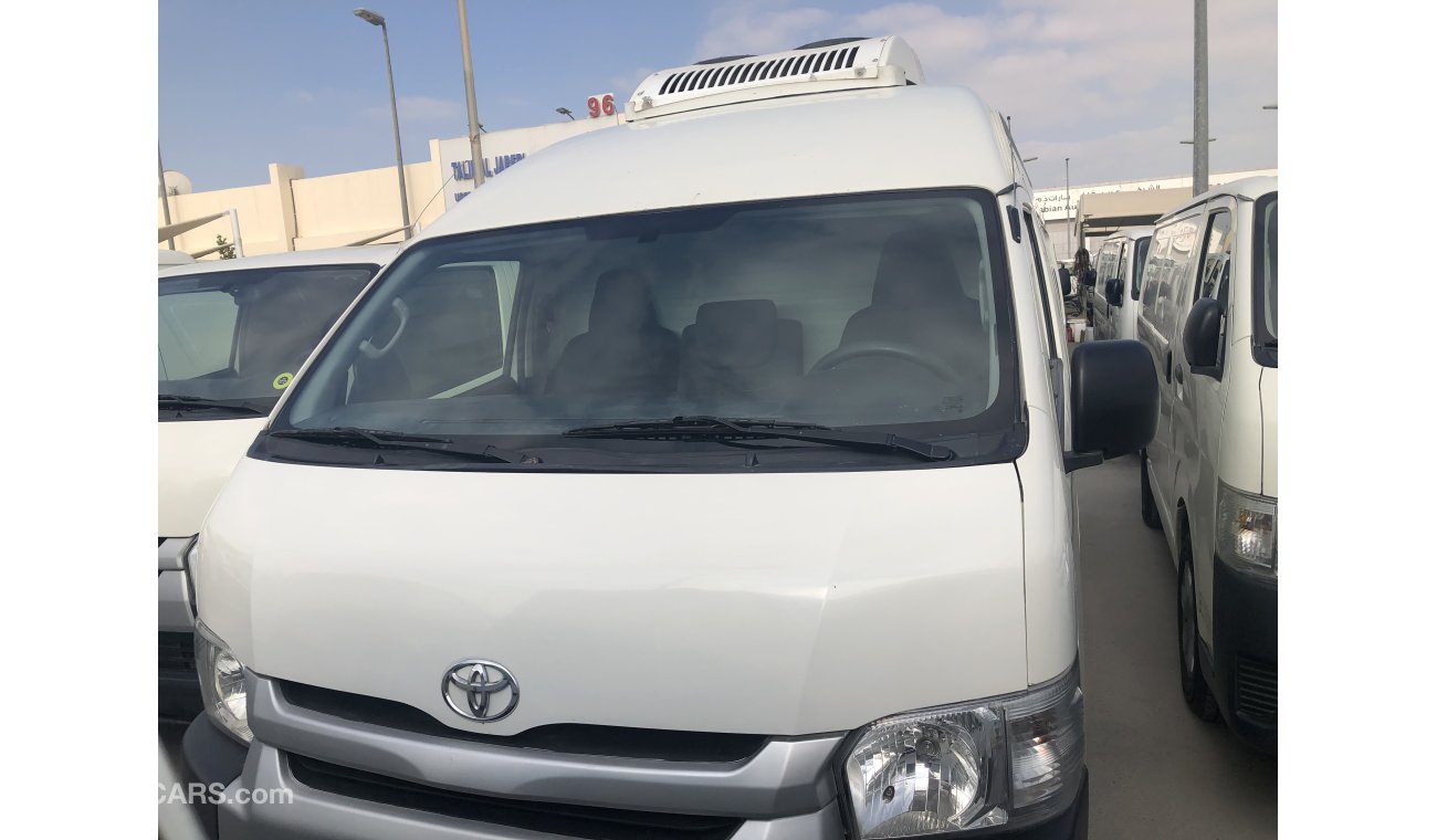 Toyota Hiace Toyota Hiace Highroof chiller van 2016. Excellent condition