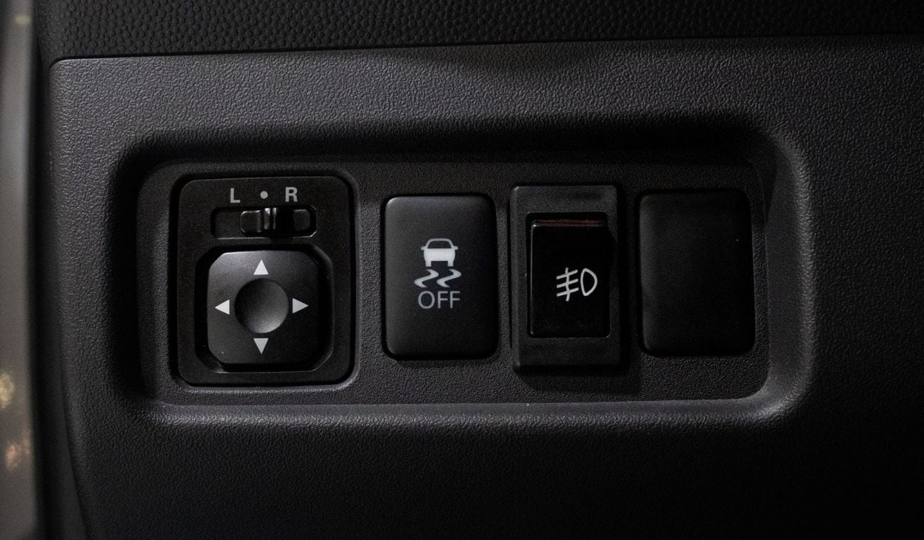 Mitsubishi Attrage Attrage signature edition