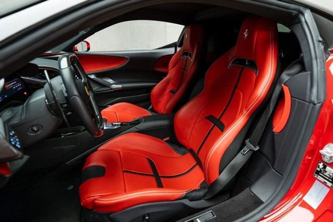 فيراري SF90 ستراديل 2021 | Full Options | Low Mileage | Warranty Available