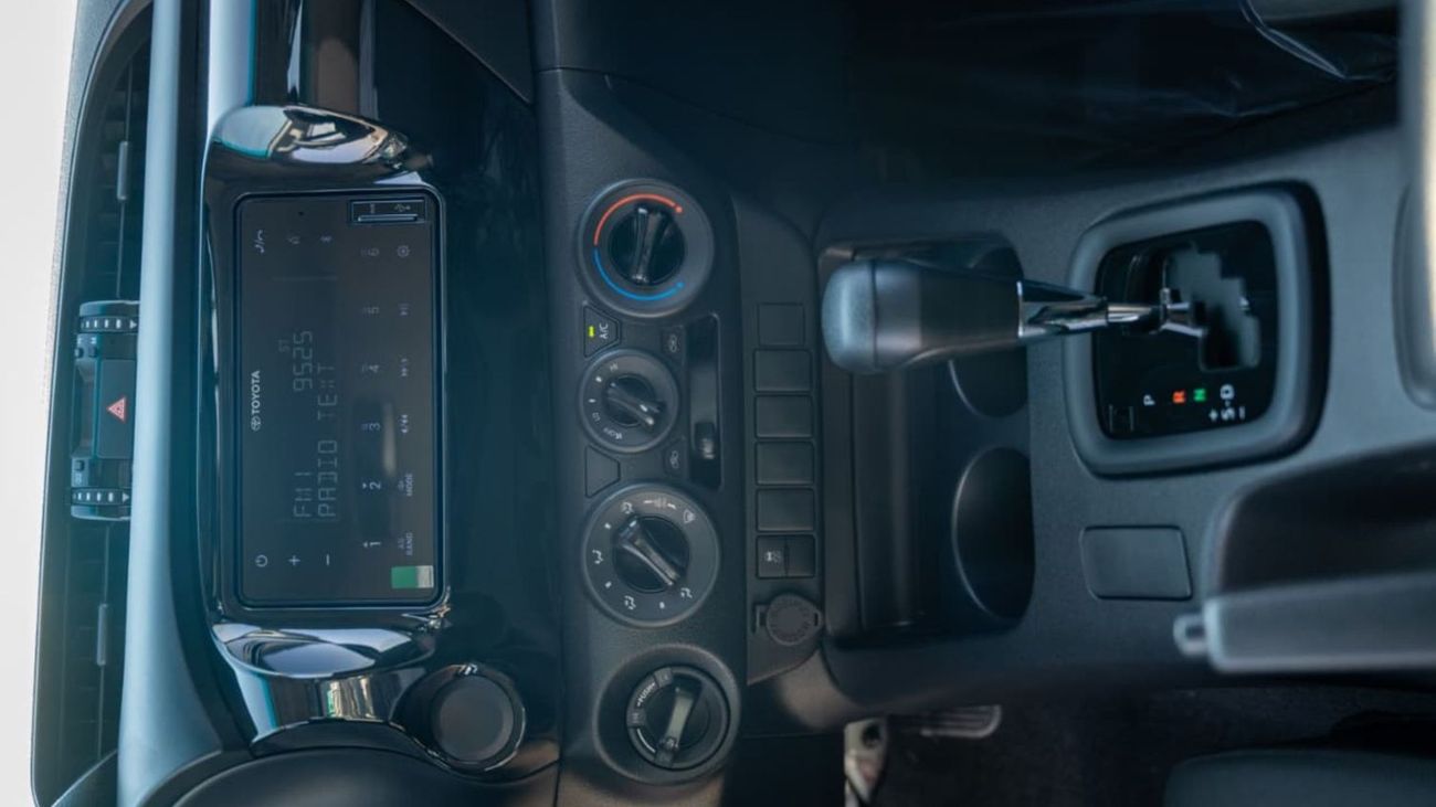 Toyota Hilux DLX-G Automatic| 2.4L | 4WD | Diesel | 5 Seats | 4 Doors