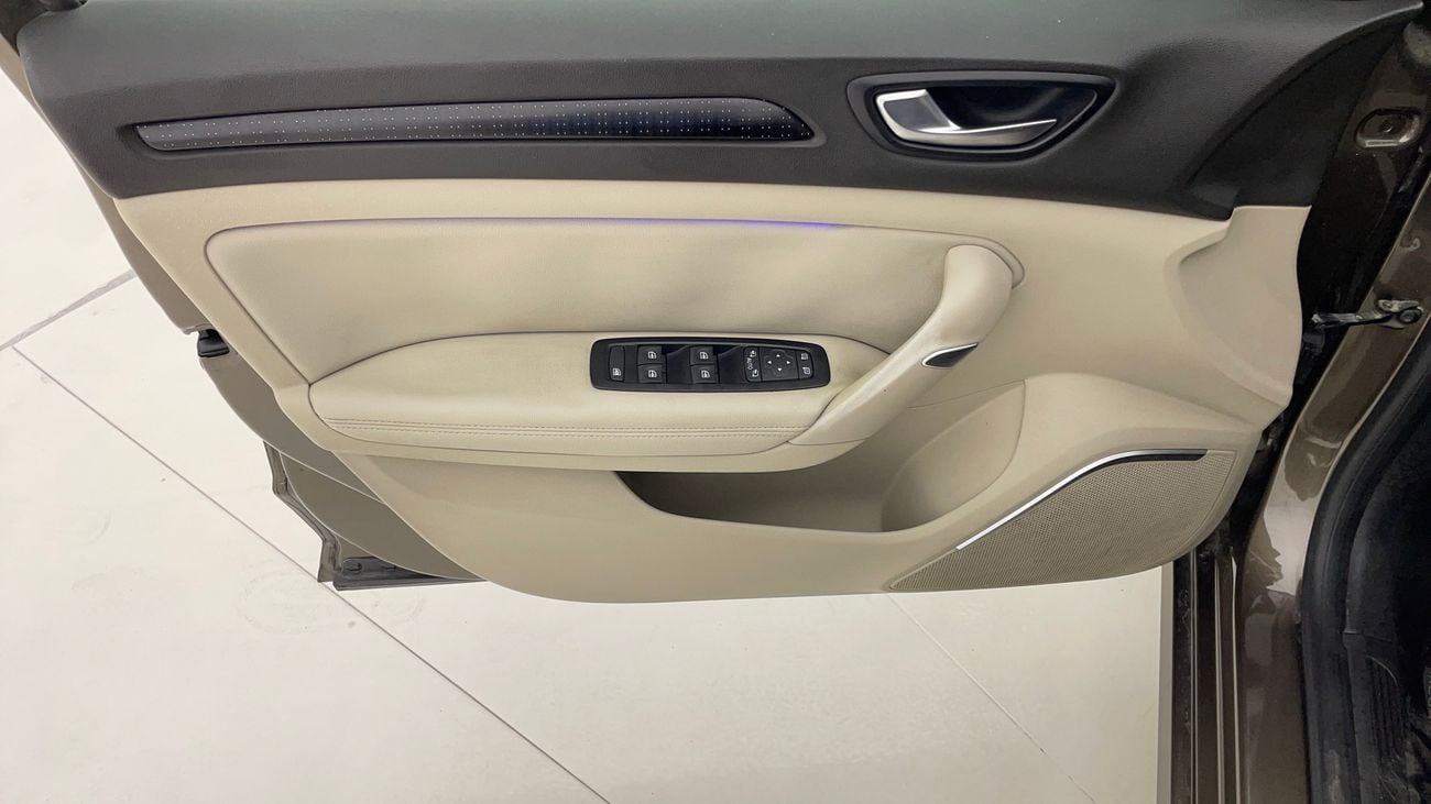 رينو ميجان LE 1.6 | بدون دفعة مقدمة | اختبار قيادة مجاني للمنزل