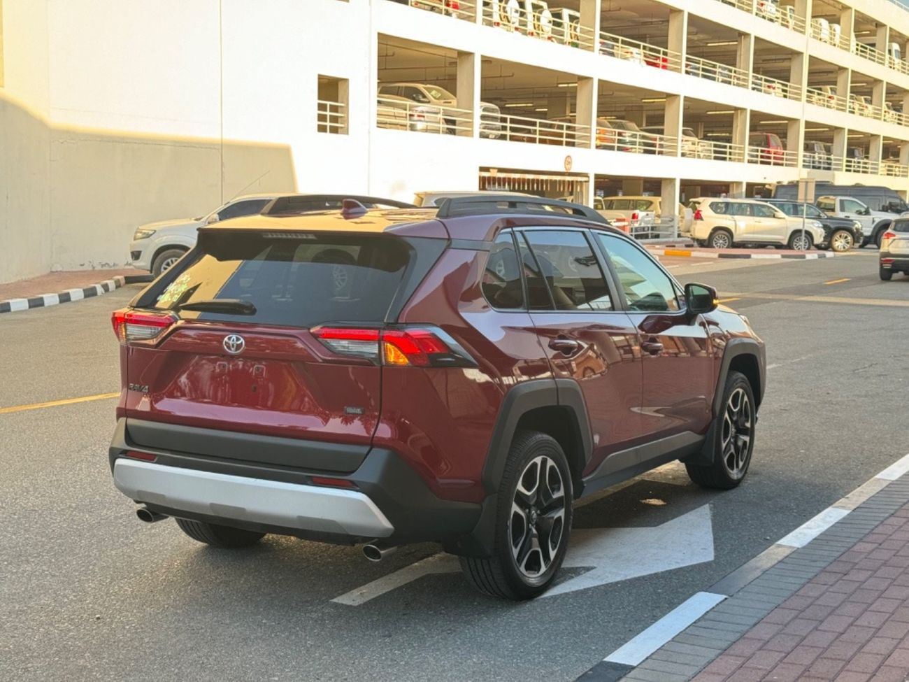Toyota RAV4 2019 ADVENTURE TRAIL FULL OPTION 4x4 CANADA SPEC