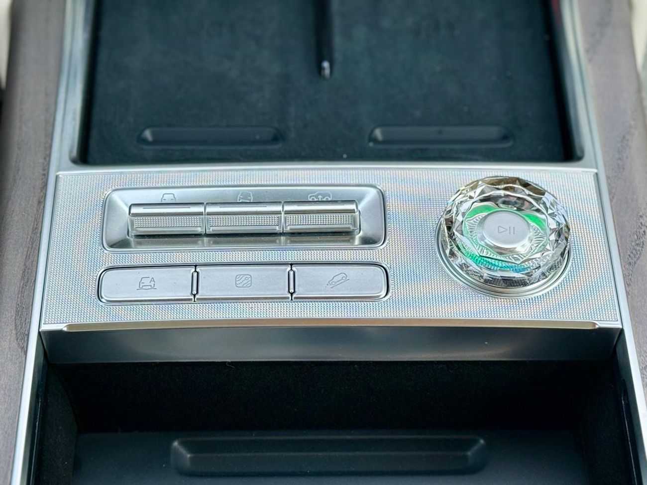 زيكر 9X Zeekr 9X Ultra II 2025 II Obsidian Edition ( Black Edition )