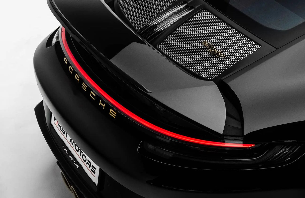 بورش 911 4.0L F6 Naturally Aspirated Engine